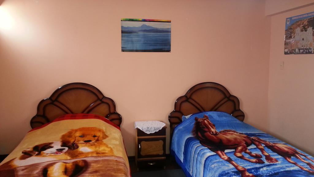 Hostal Villa Imperial Yunguyo Pokój zdjęcie