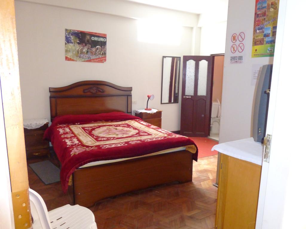 Hostal Villa Imperial Yunguyo Zewnętrze zdjęcie